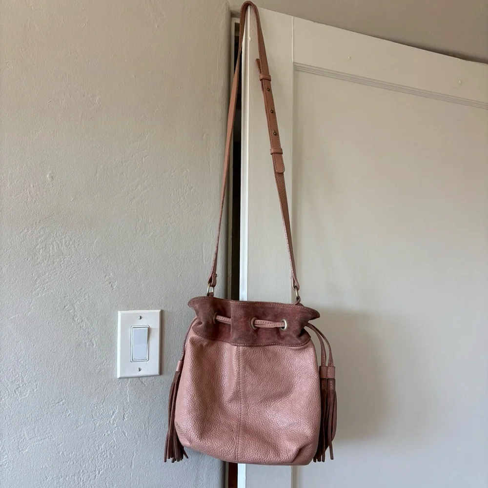 Coach and Four Pink Leather Crossbody Bucket Bag Tassels - Picture 4 of 12
